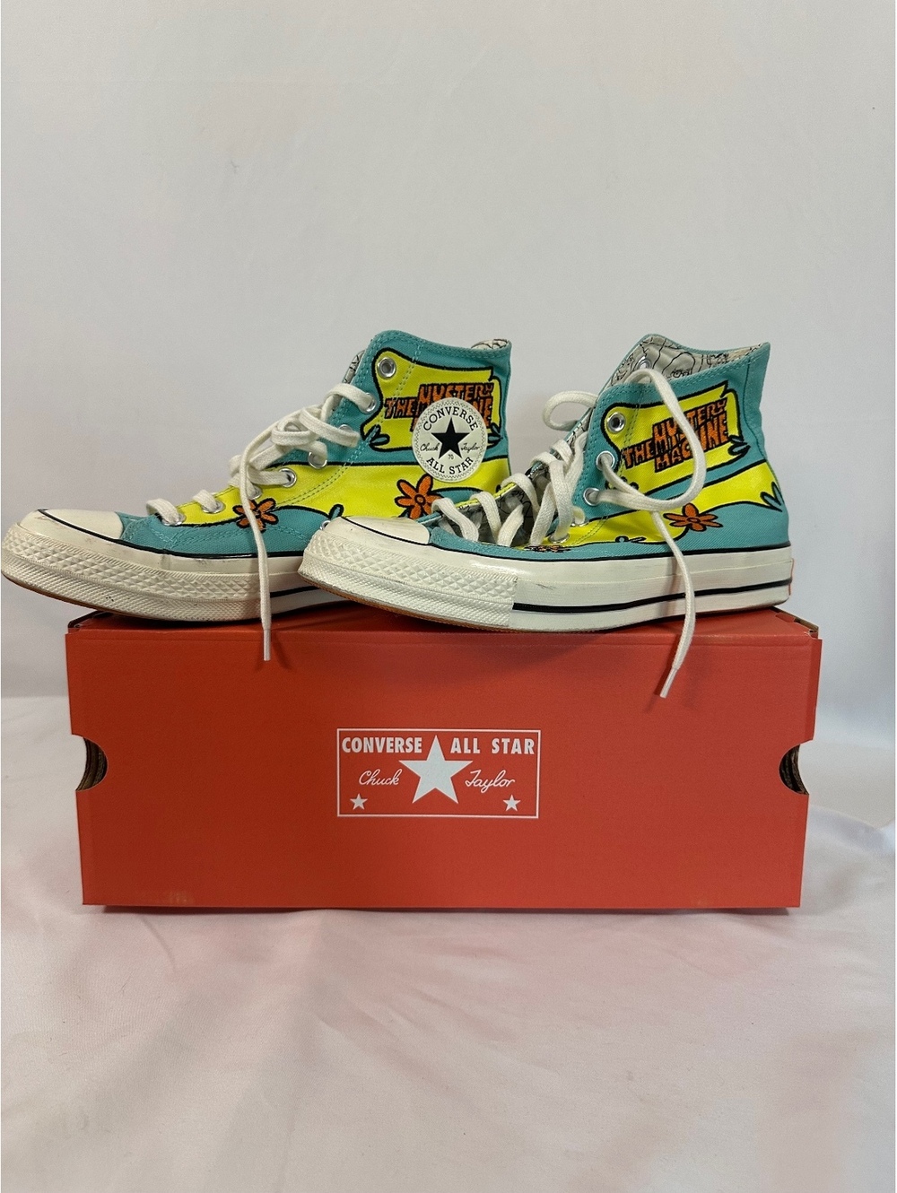 Converse Chuck Taylor All Star Scooby-Doo Mystery Machine High Top Sneakers Size